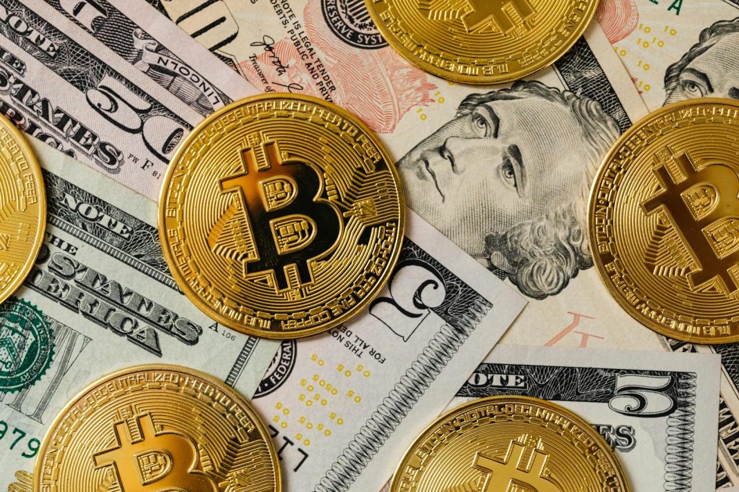 Currency conversion strategies using Bitcoin